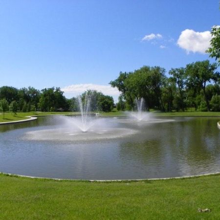 061809-fountain-full-pond-42545c2090fd.jpg